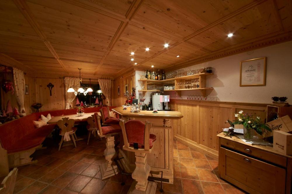 Hotel Garni Rauch Sankt Anton am Arlberg Buitenkant foto