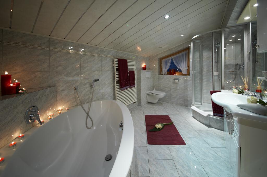 Hotel Garni Rauch Sankt Anton am Arlberg Buitenkant foto